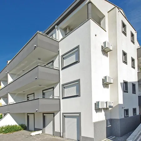 One-bedroom With Sea View 07 Apartment Makarska