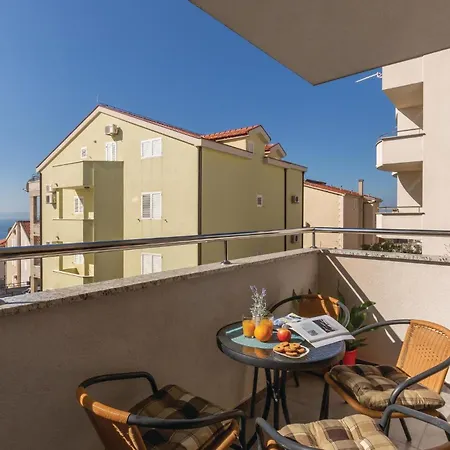 Gorgeous In With Wifi Makarska