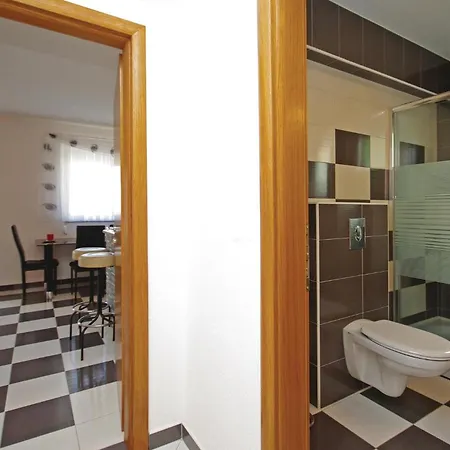 One-bedroom With Sea View 07 ماكارسكا