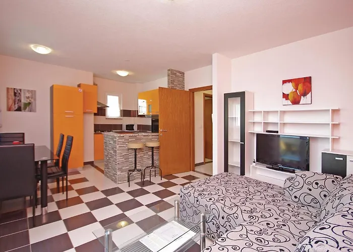 One-bedroom With Sea View 07 Daire